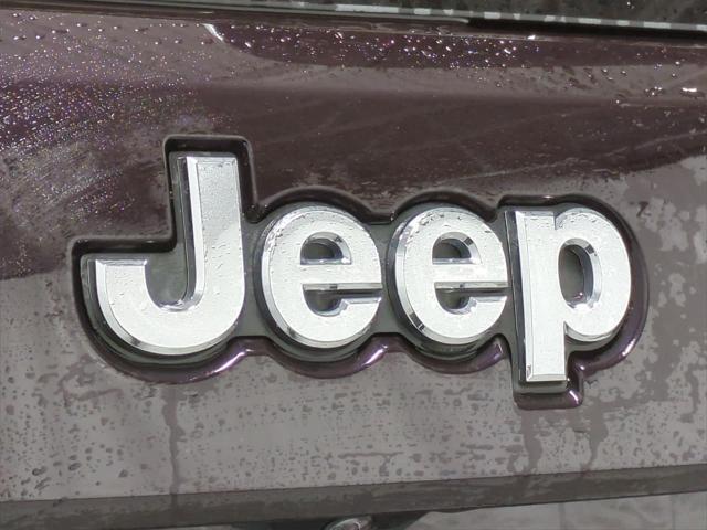 used 2021 Jeep Grand Cherokee car, priced at $26,123