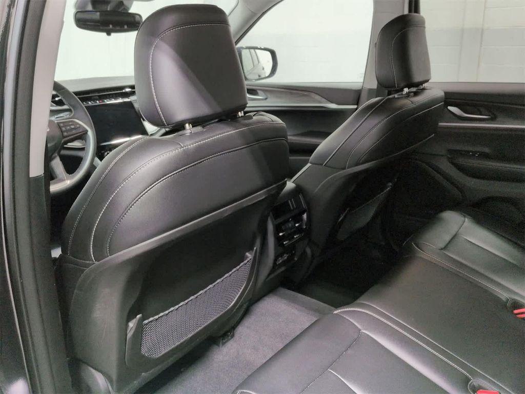 used 2023 Jeep Grand Cherokee car, priced at $33,330