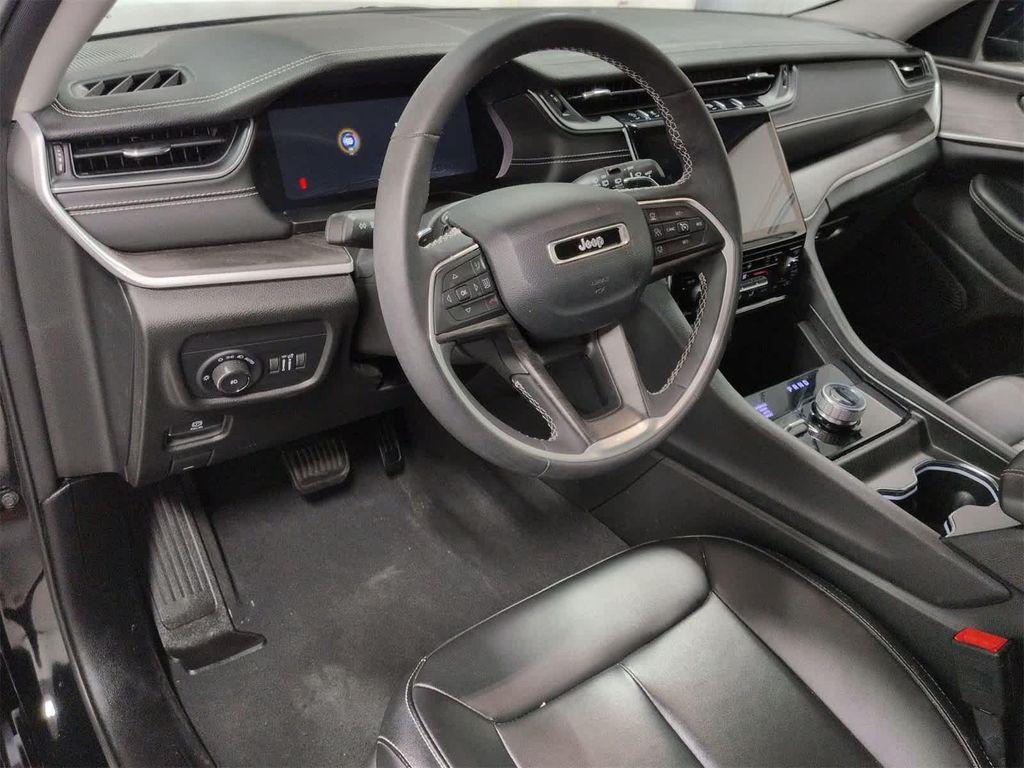 used 2023 Jeep Grand Cherokee car, priced at $33,330