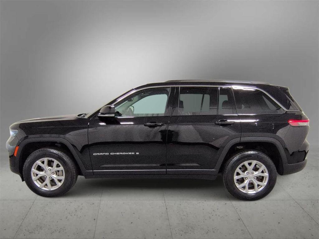 used 2023 Jeep Grand Cherokee car, priced at $33,330