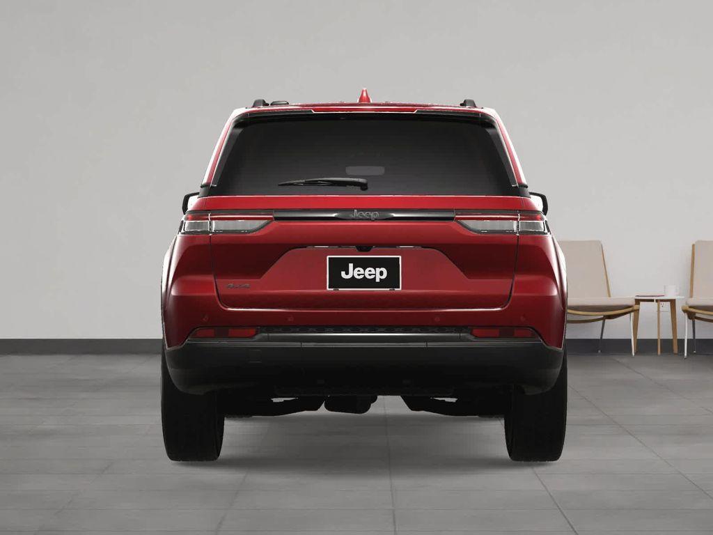new 2025 Jeep Grand Cherokee car, priced at $41,373