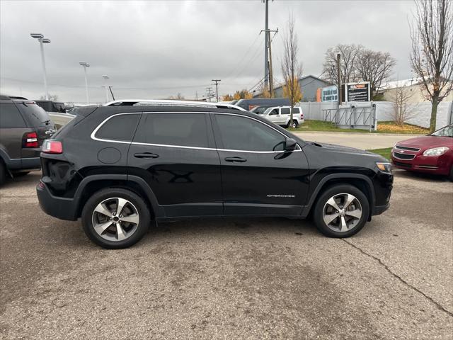 used 2020 Jeep Cherokee car, priced at $18,406