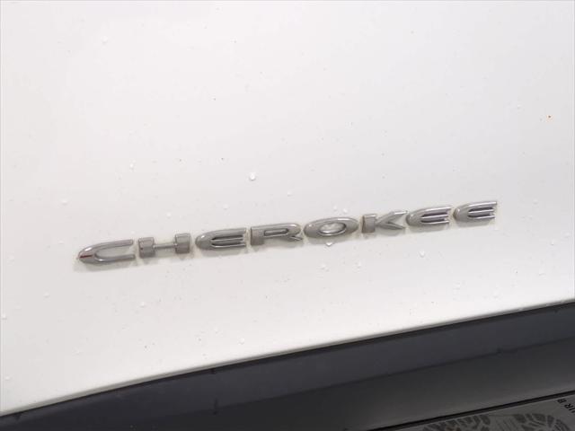 used 2014 Jeep Cherokee car, priced at $6,900