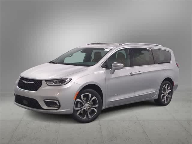 new 2024 Chrysler Pacifica car, priced at $53,989