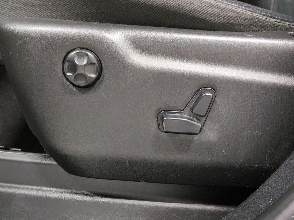 used 2019 Jeep Grand Cherokee car, priced at $18,855