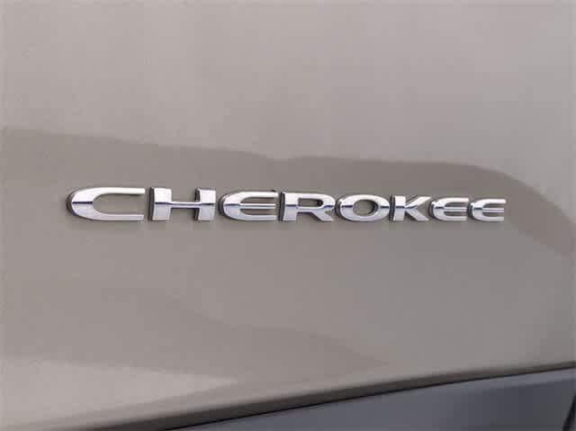 used 2016 Jeep Cherokee car, priced at $9,799