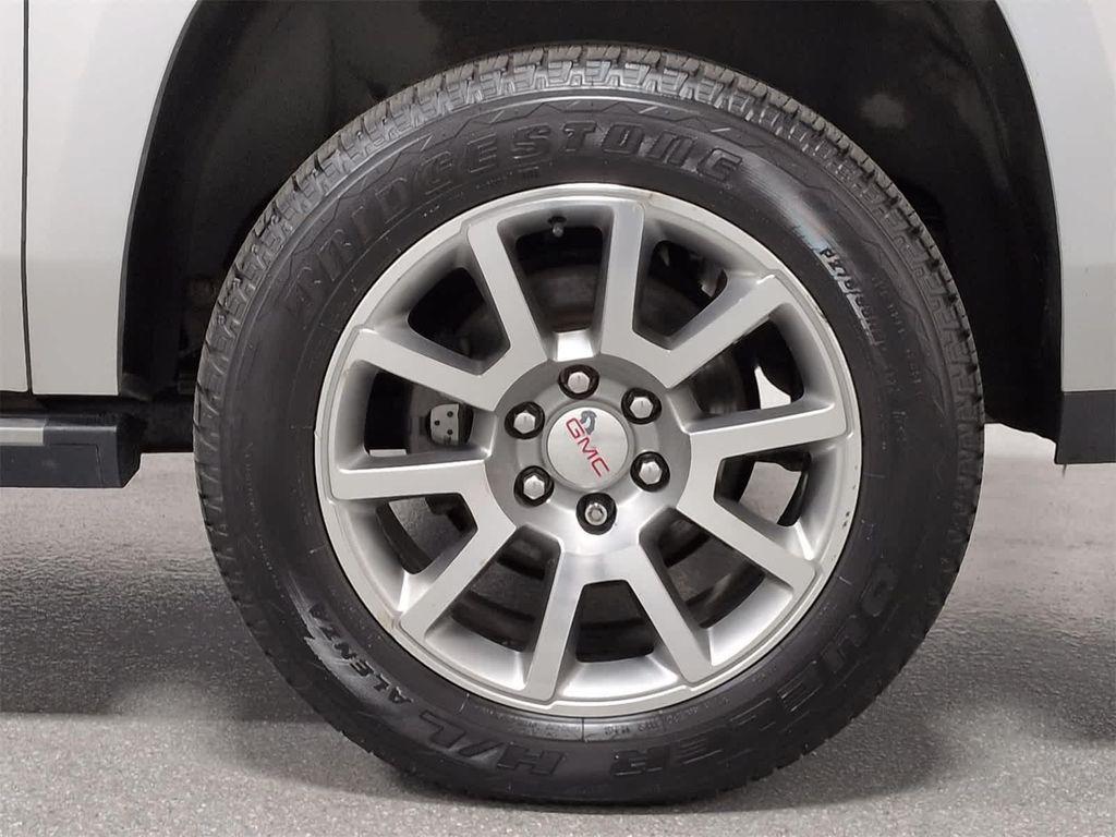 used 2020 GMC Yukon XL car, priced at $27,751