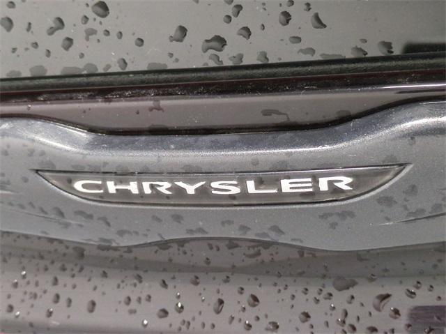 used 2022 Chrysler Pacifica car, priced at $34,222