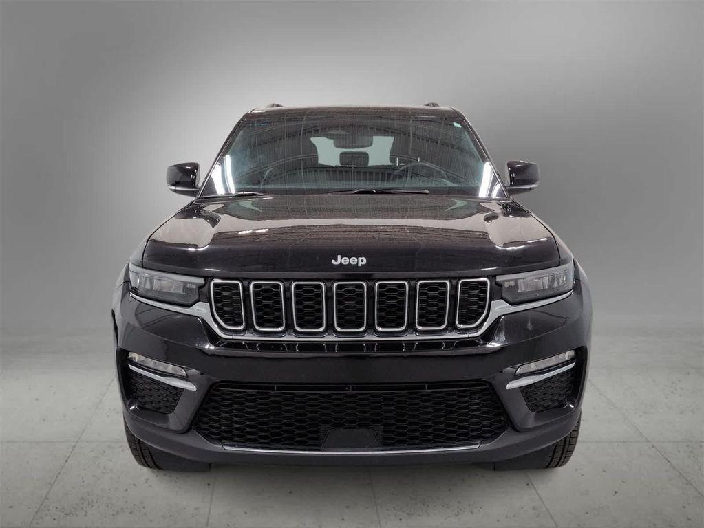 used 2024 Jeep Grand Cherokee car, priced at $32,998