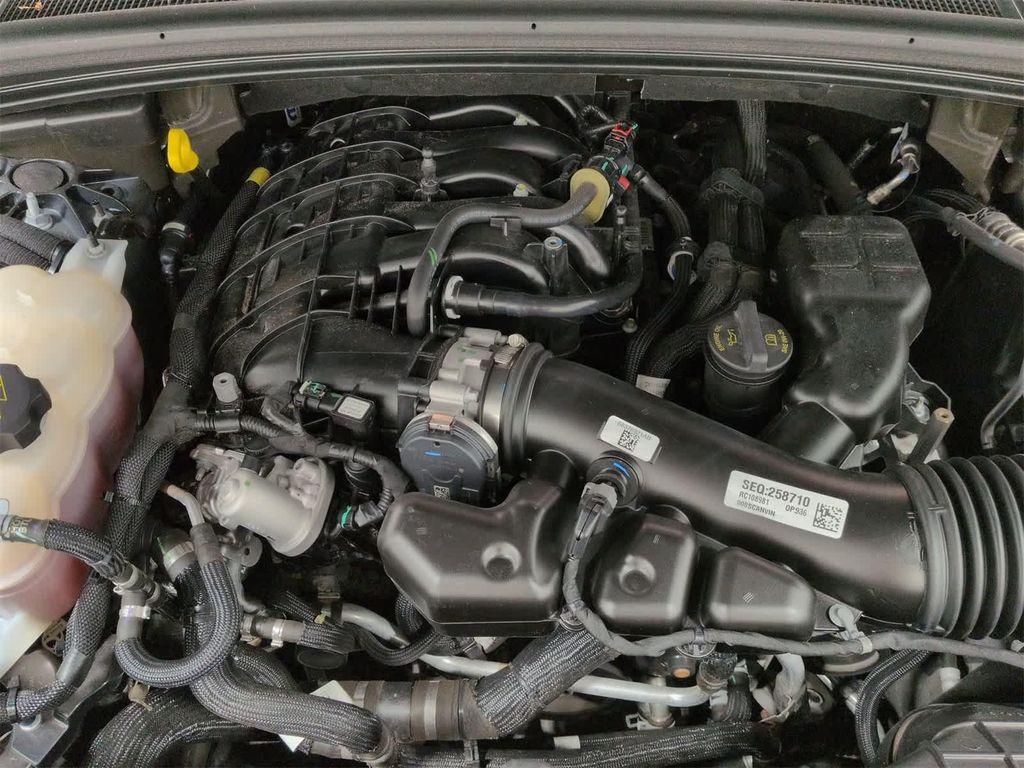 used 2024 Jeep Grand Cherokee car, priced at $32,998