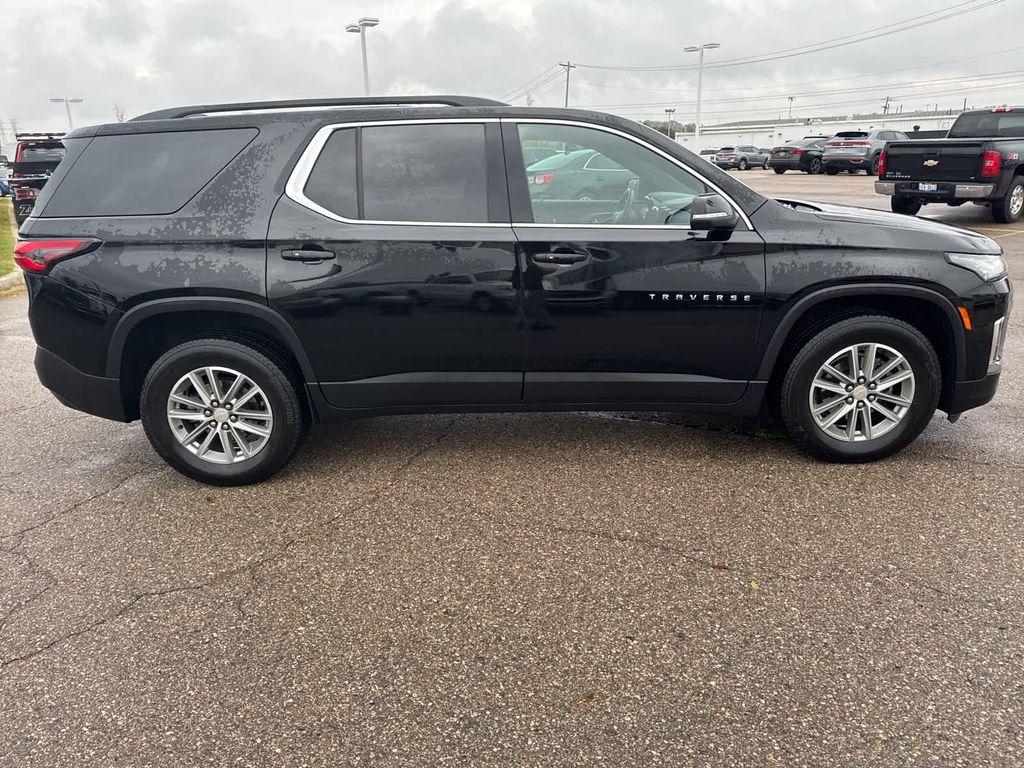 used 2023 Chevrolet Traverse car, priced at $30,838