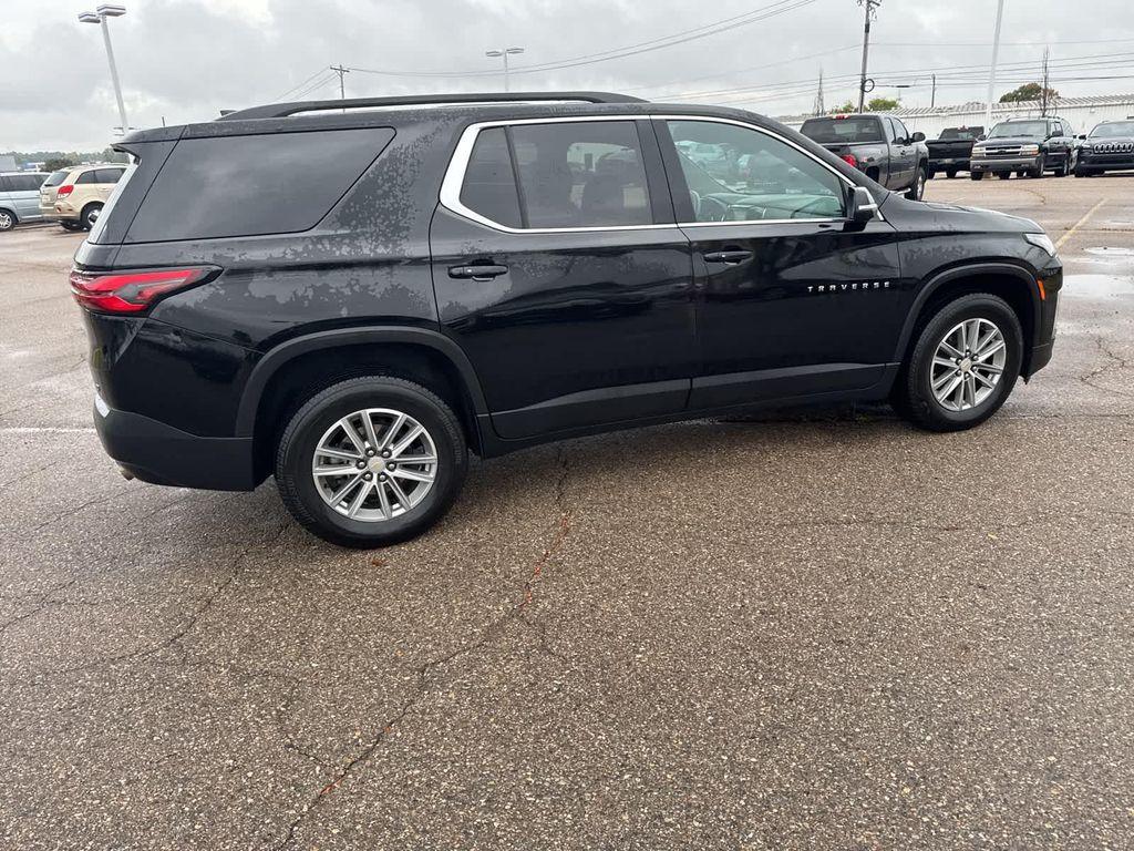 used 2023 Chevrolet Traverse car, priced at $30,838