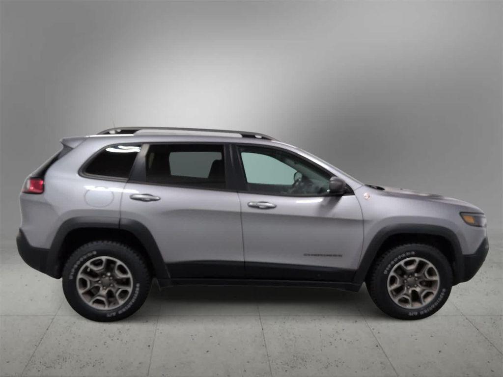 used 2020 Jeep Cherokee car, priced at $15,997