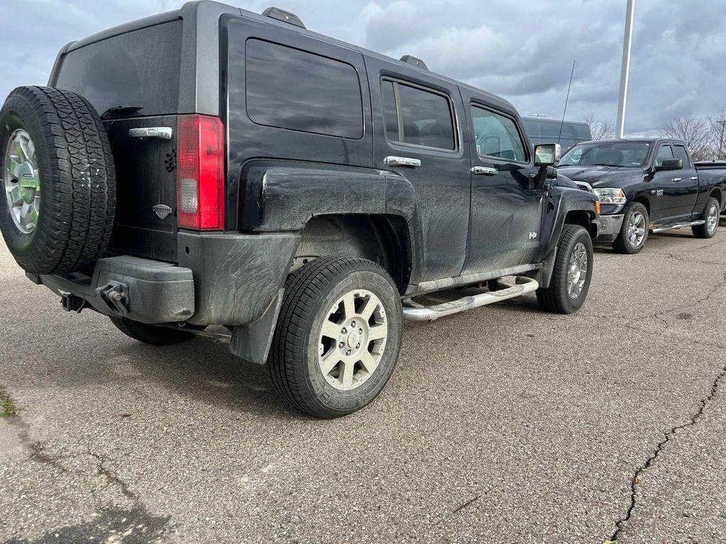 used 2009 Hummer H3 car, priced at $5,487