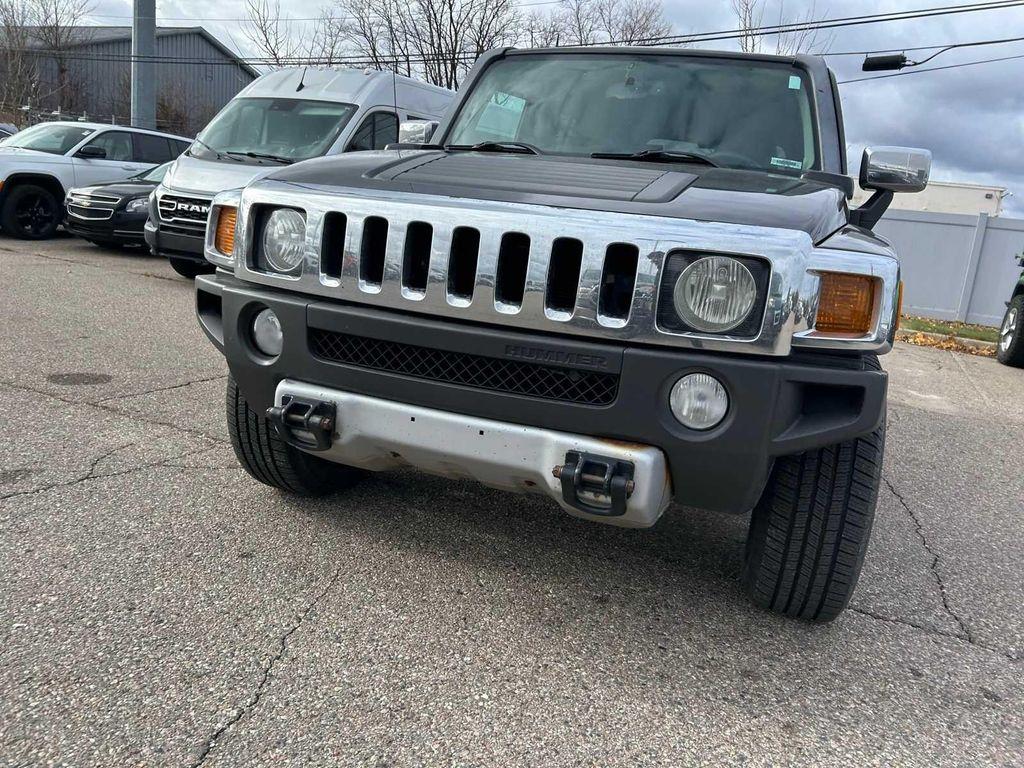used 2009 Hummer H3 car, priced at $5,487