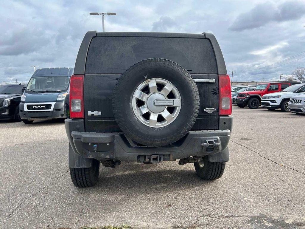 used 2009 Hummer H3 car, priced at $5,487