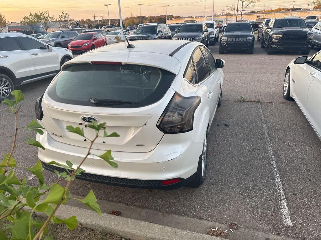 used 2012 Ford Focus car, priced at $900