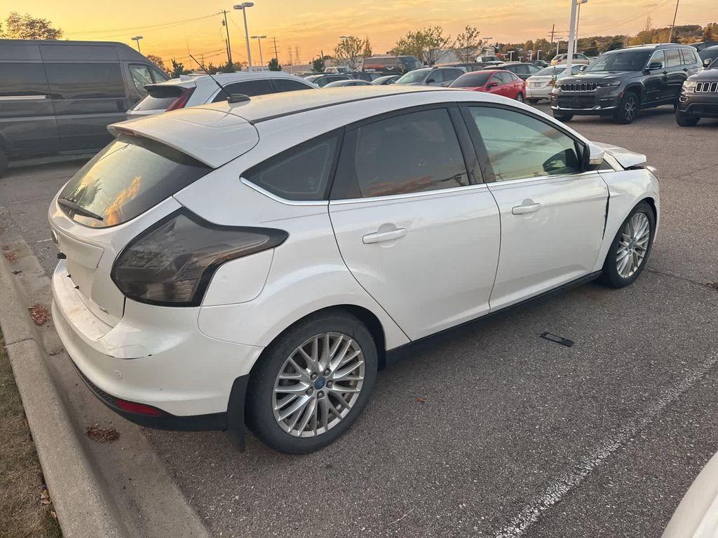 used 2012 Ford Focus car, priced at $900