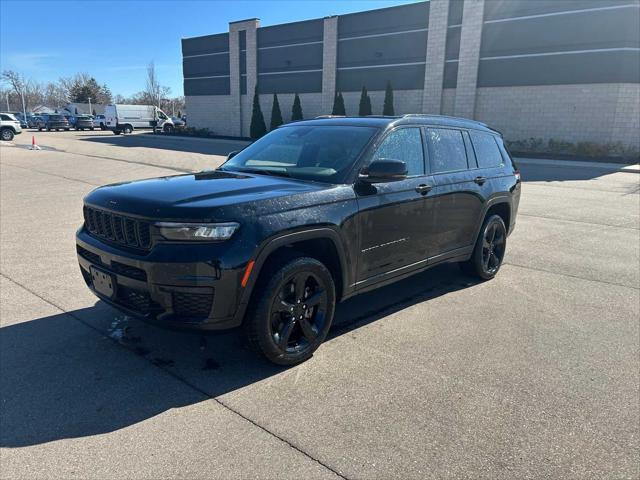 used 2023 Jeep Grand Cherokee L car, priced at $27,179