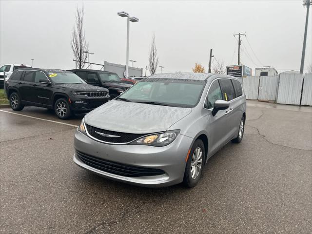 used 2017 Chrysler Pacifica car, priced at $11,430