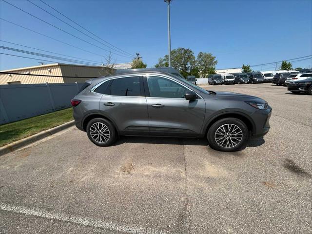 used 2025 Ford Escape PHEV car, priced at $32,000