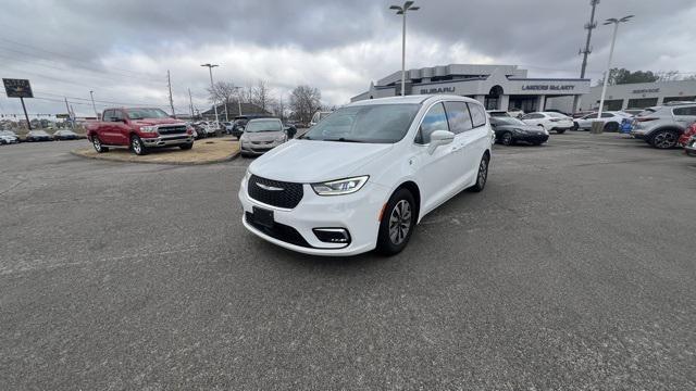 used 2022 Chrysler Pacifica Hybrid car, priced at $24,999