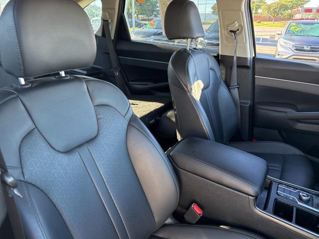 used 2023 Kia Sorento car, priced at $22,871