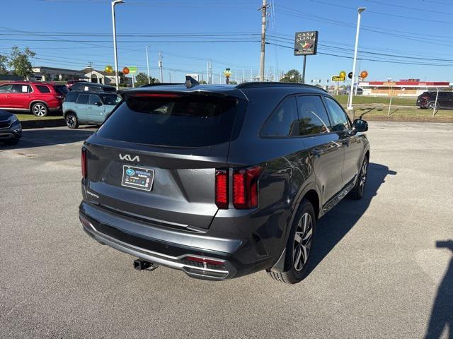 used 2023 Kia Sorento car, priced at $22,871