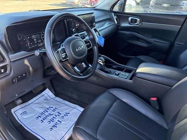 used 2023 Kia Sorento car, priced at $22,871
