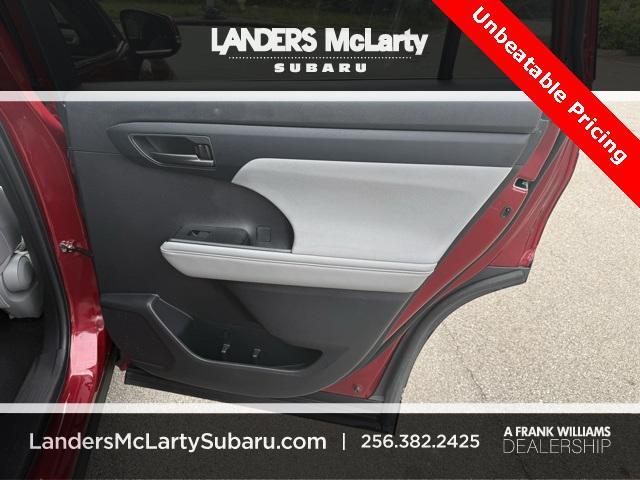 used 2023 Toyota Highlander car, priced at $29,000