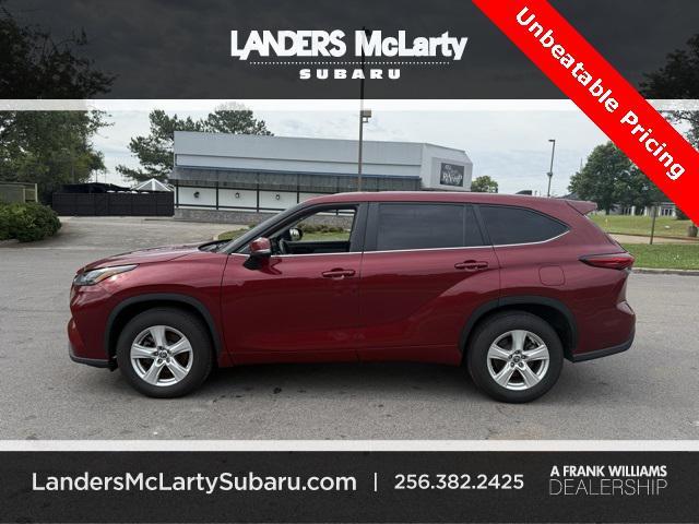 used 2023 Toyota Highlander car, priced at $29,000