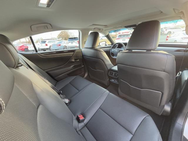 used 2020 Lexus ES 350 car, priced at $29,564