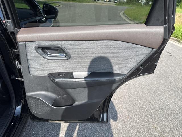 used 2021 Nissan Rogue car, priced at $22,456