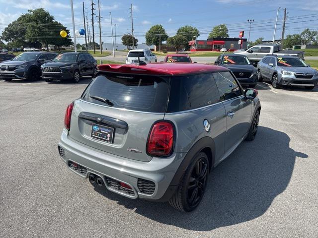 used 2021 MINI Hardtop car, priced at $28,358