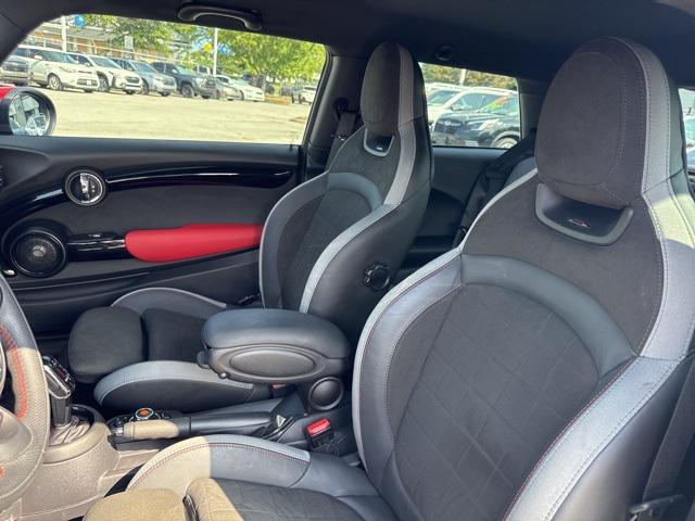 used 2021 MINI Hardtop car, priced at $28,358