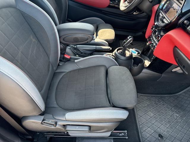 used 2021 MINI Hardtop car, priced at $28,358