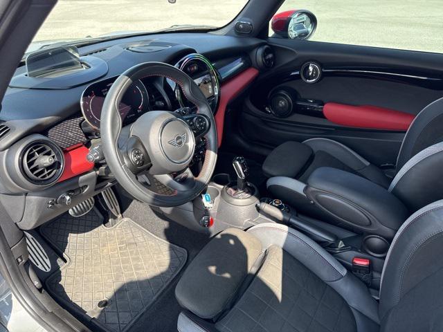 used 2021 MINI Hardtop car, priced at $28,358