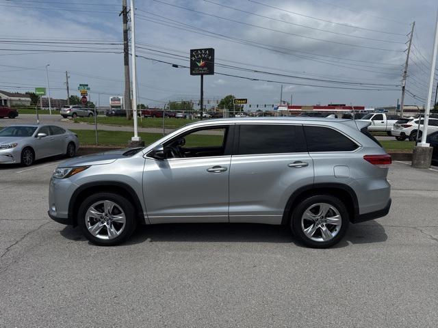 used 2019 Toyota Highlander car, priced at $26,888
