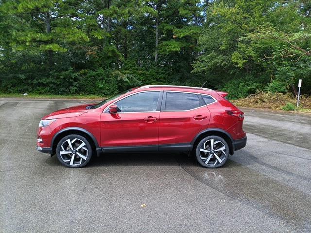 used 2020 Nissan Rogue Sport car, priced at $16,483