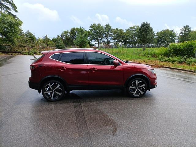 used 2020 Nissan Rogue Sport car, priced at $16,483