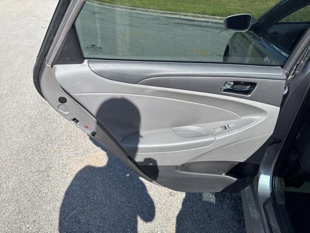 used 2012 Hyundai Sonata Hybrid car, priced at $6,899