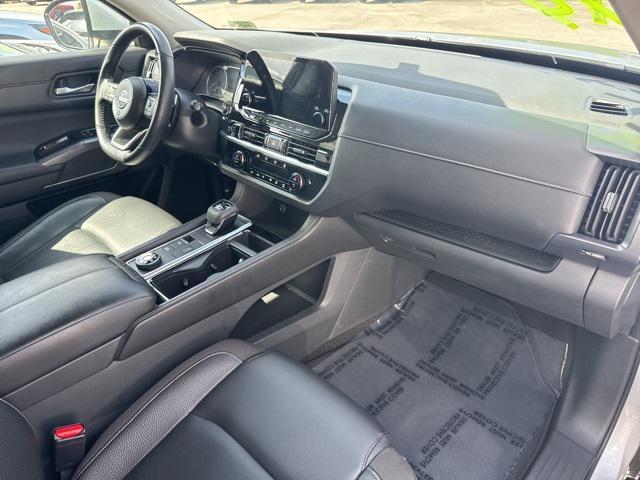 used 2022 Nissan Pathfinder car, priced at $31,999