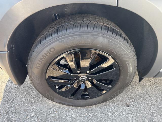 used 2022 Nissan Pathfinder car, priced at $31,999