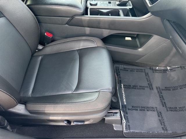 used 2022 Nissan Pathfinder car, priced at $31,999