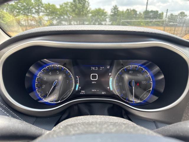 used 2021 Chrysler Pacifica car, priced at $21,381
