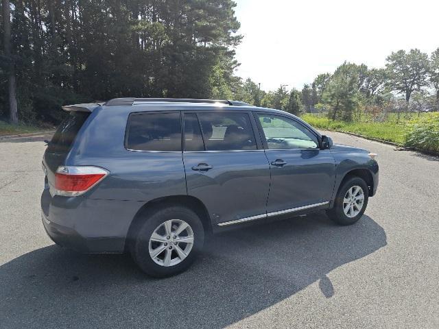 used 2013 Toyota Highlander car, priced at $11,693