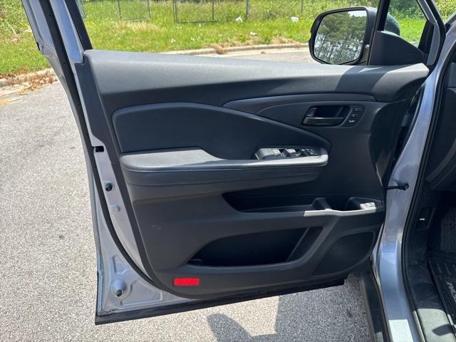 used 2022 Honda Passport car, priced at $30,799