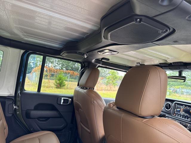 used 2022 Jeep Wrangler Unlimited car, priced at $36,000