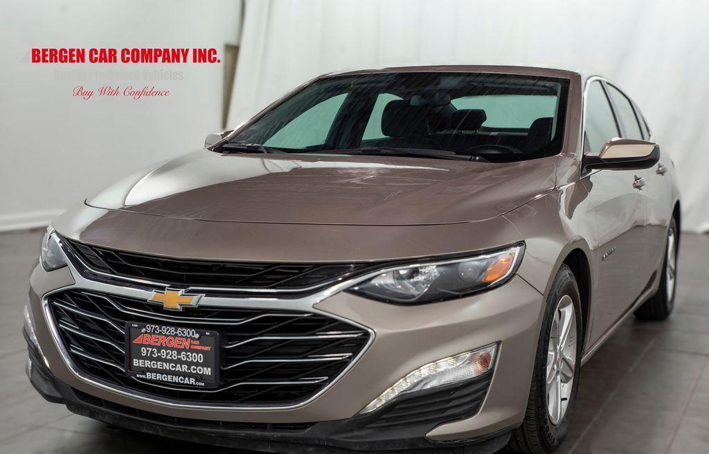 used 2023 Chevrolet Malibu car, priced at $15,999