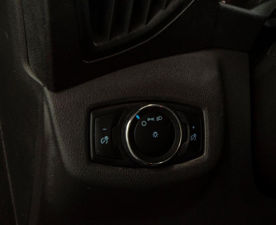 used 2015 Ford Transit Connect car, priced at $21,999